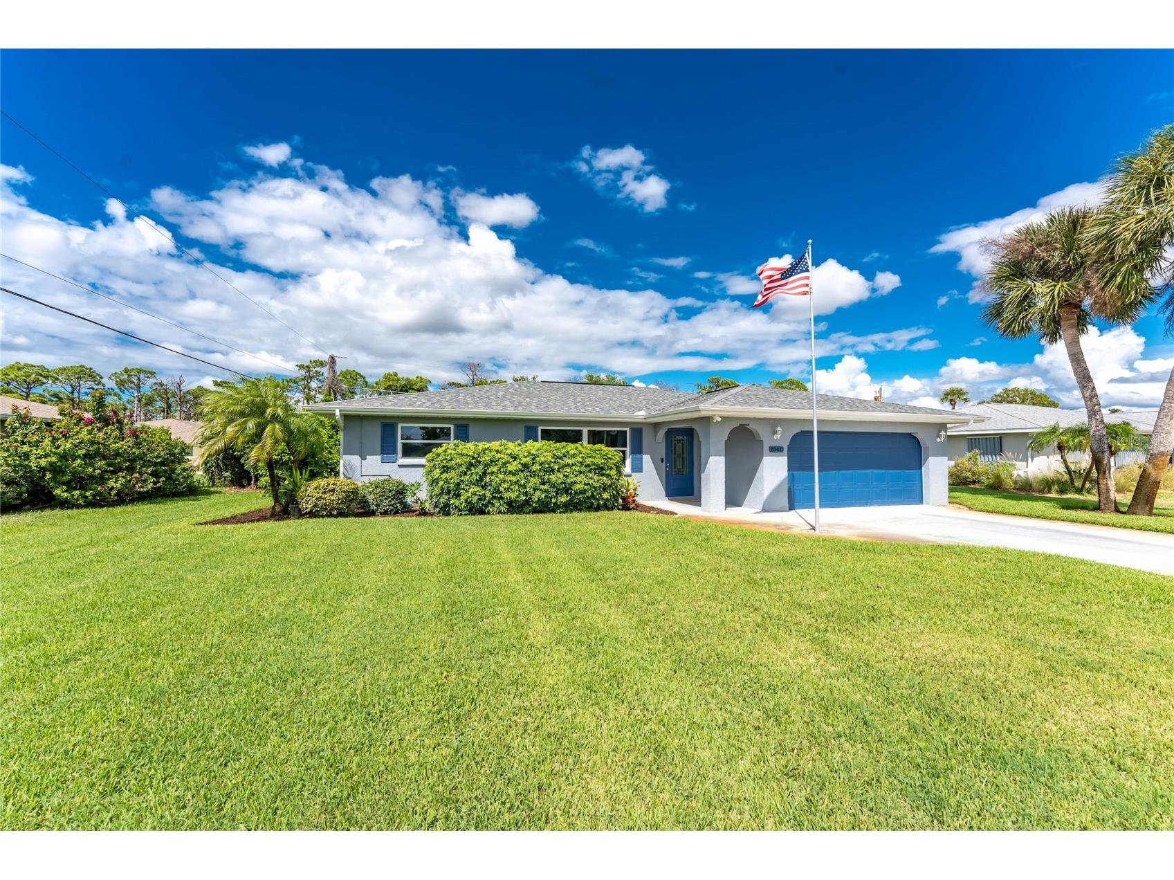 1040 Oleander Street Englewood FL 34223 D6144115 image1