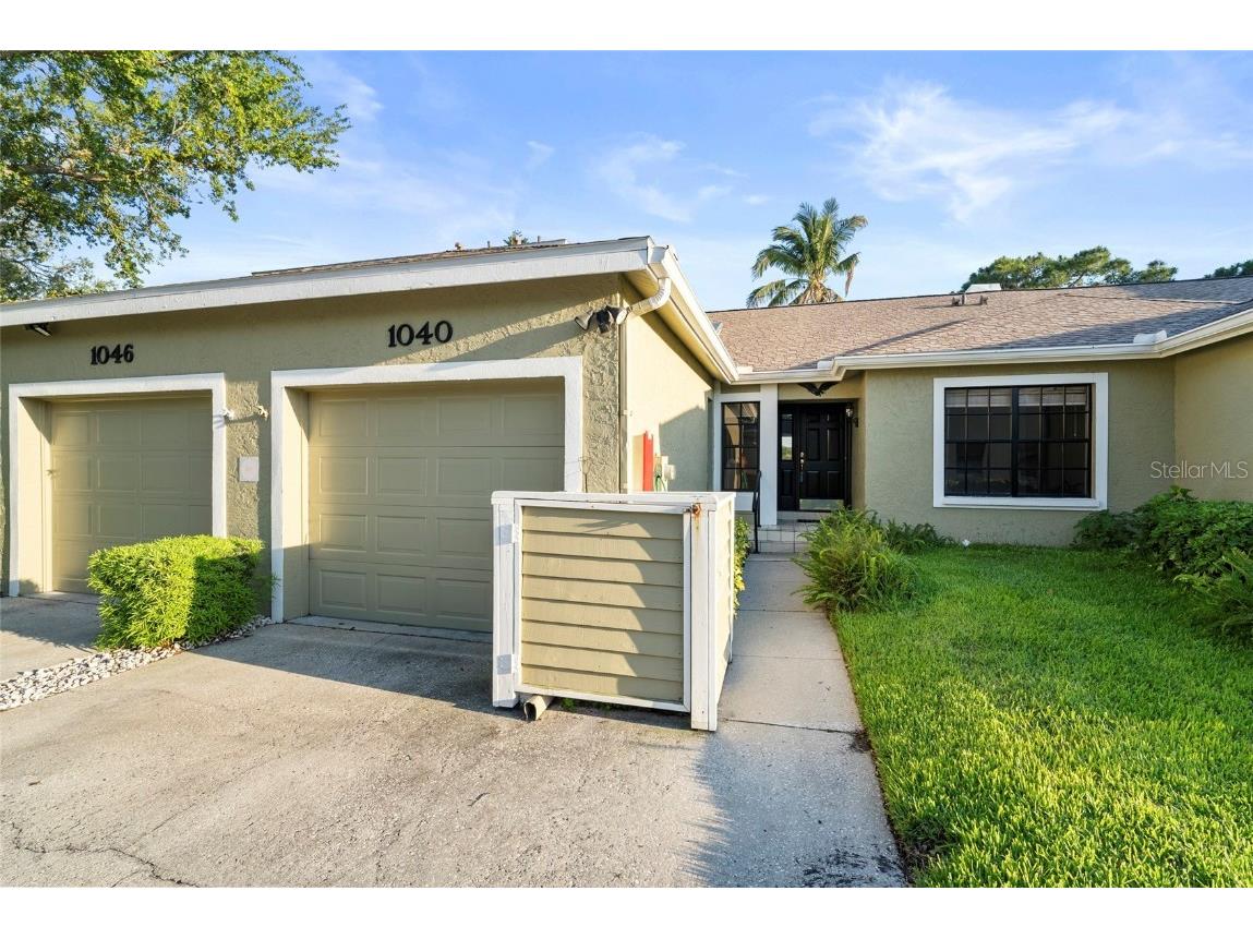 1040 Sanabel Court NE Saint Petersburg FL 33702 U8219715 image1