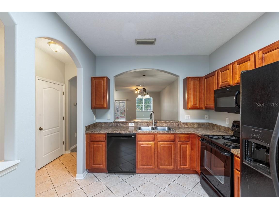 1040 Sleepy Oak Drive Wesley Chapel FL 33543 TB8459692 image2