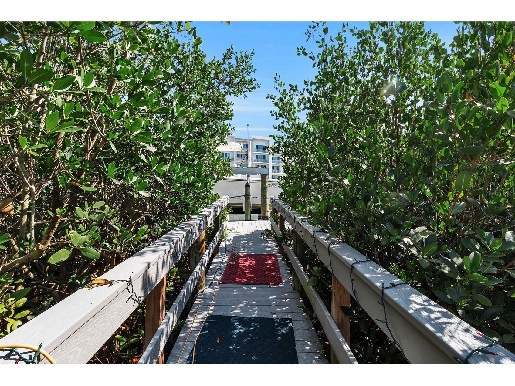 1040 Sylvan Drive Sarasota FL 34234 - WHITAKER BAYOU A4687776 image10