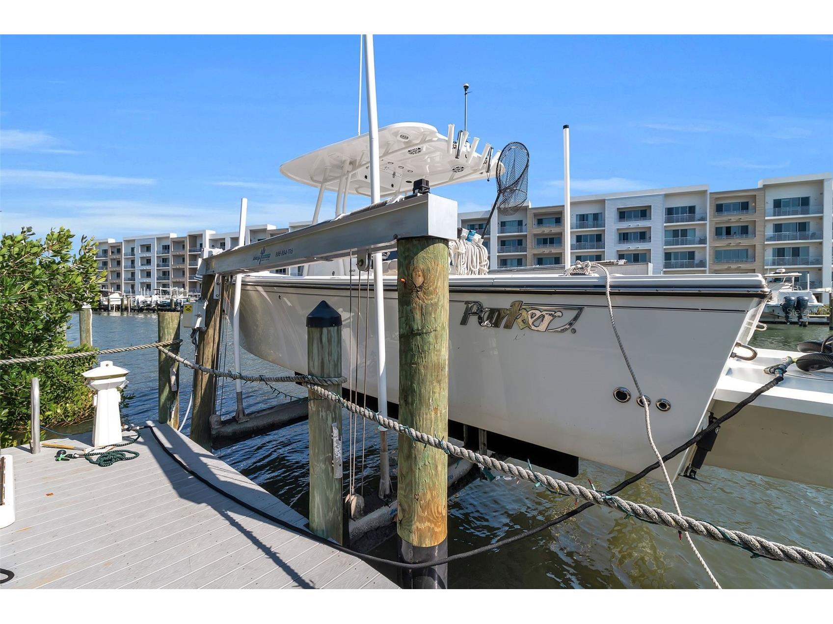 1040 Sylvan Drive Sarasota FL 34234 - WHITAKER BAYOU A4687776 image11