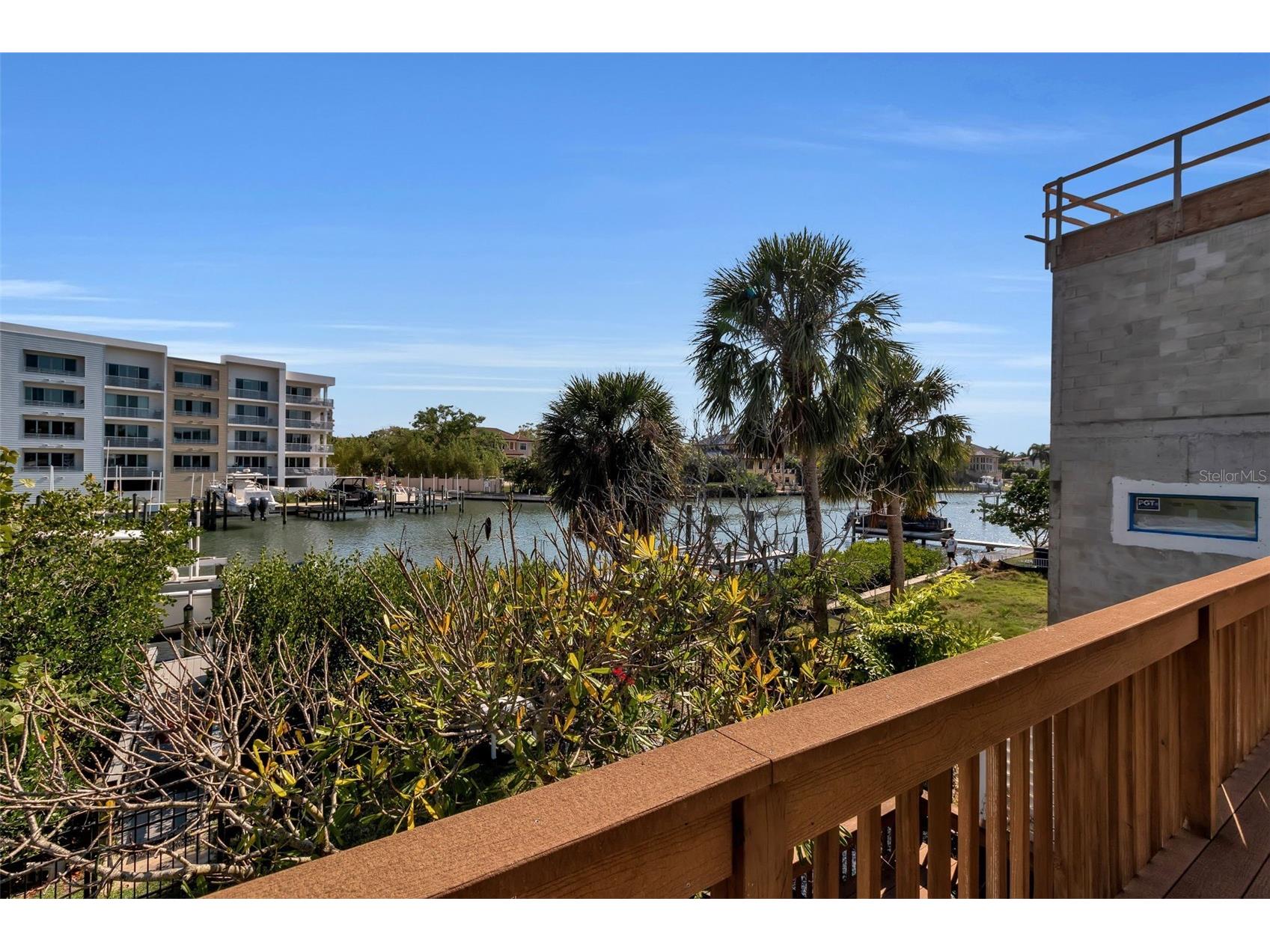 1040 Sylvan Drive Sarasota FL 34234 - WHITAKER BAYOU A4687776 image16