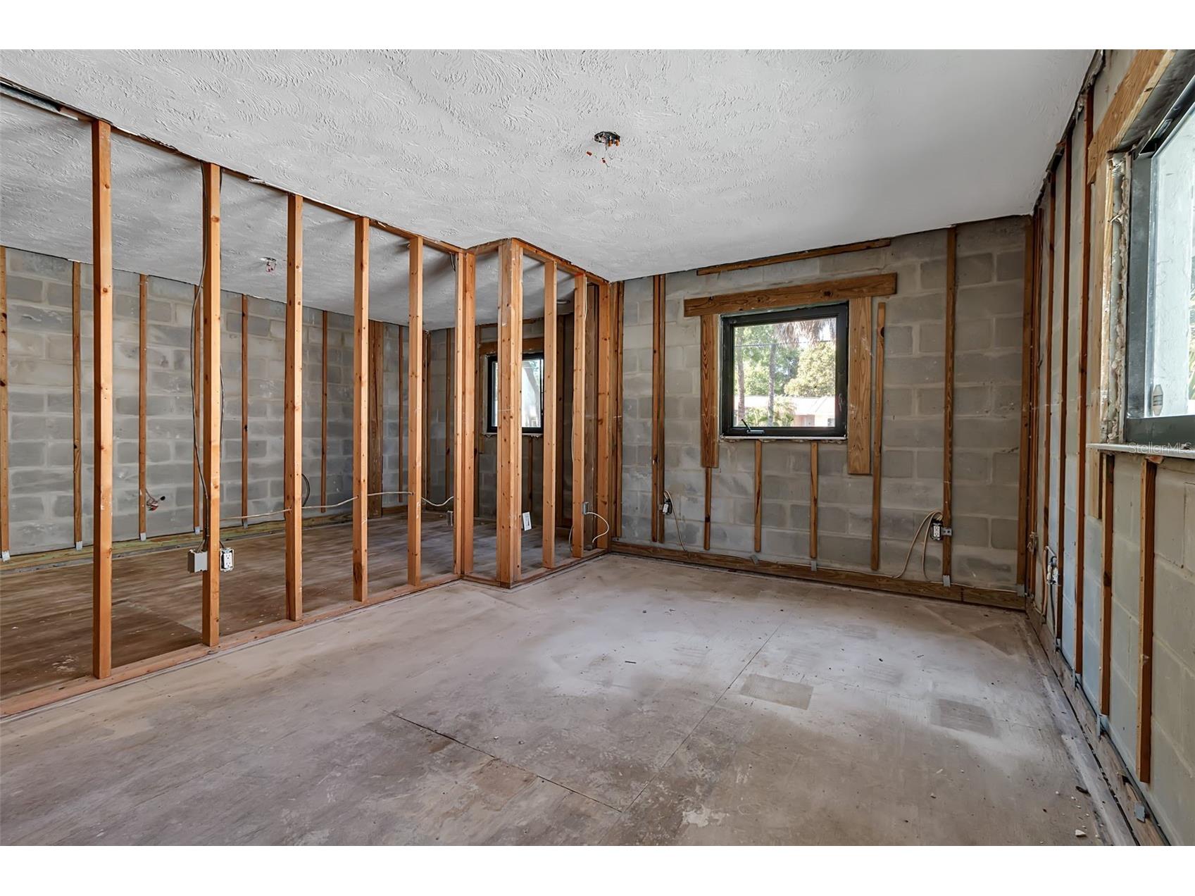 1040 Sylvan Drive Sarasota FL 34234 - WHITAKER BAYOU A4687776 image25