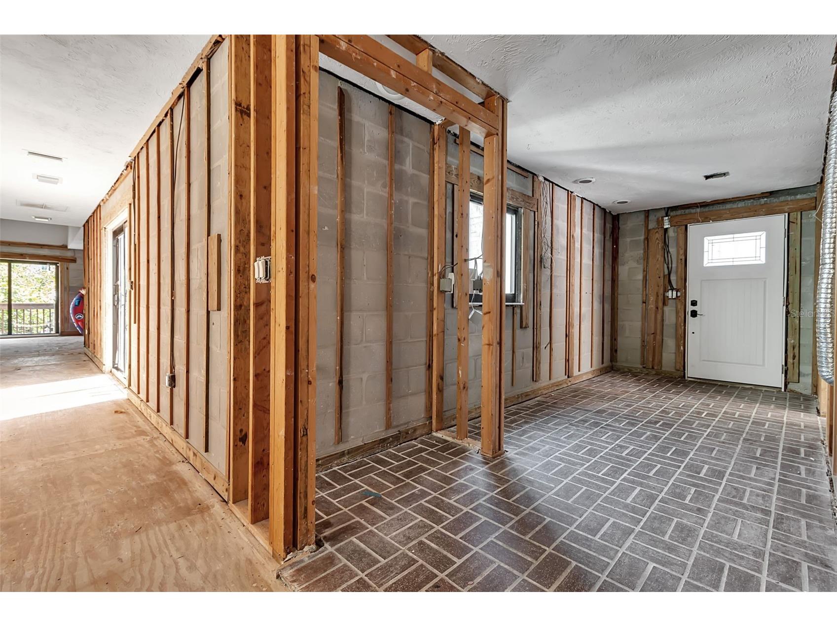 1040 Sylvan Drive Sarasota FL 34234 - WHITAKER BAYOU A4687776 image31