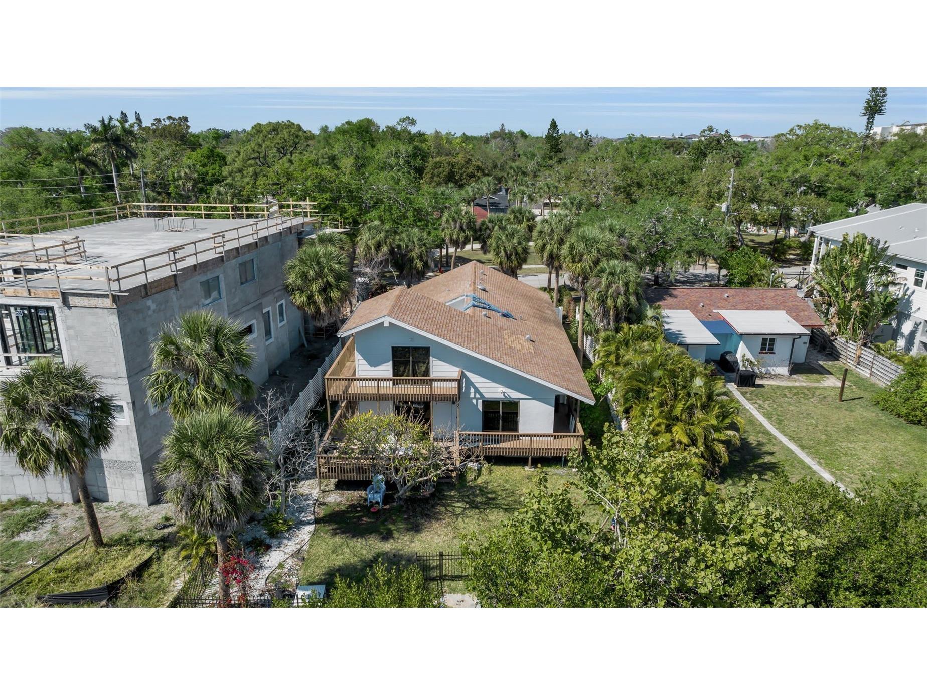 1040 Sylvan Drive Sarasota FL 34234 - WHITAKER BAYOU A4687776 image6