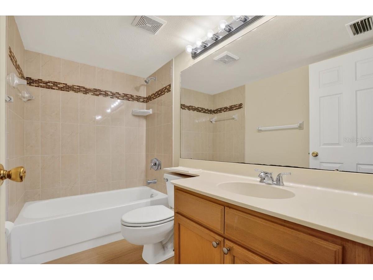 1040 Wexford Boulevard #1040 Venice FL 34293 A4693323 image22