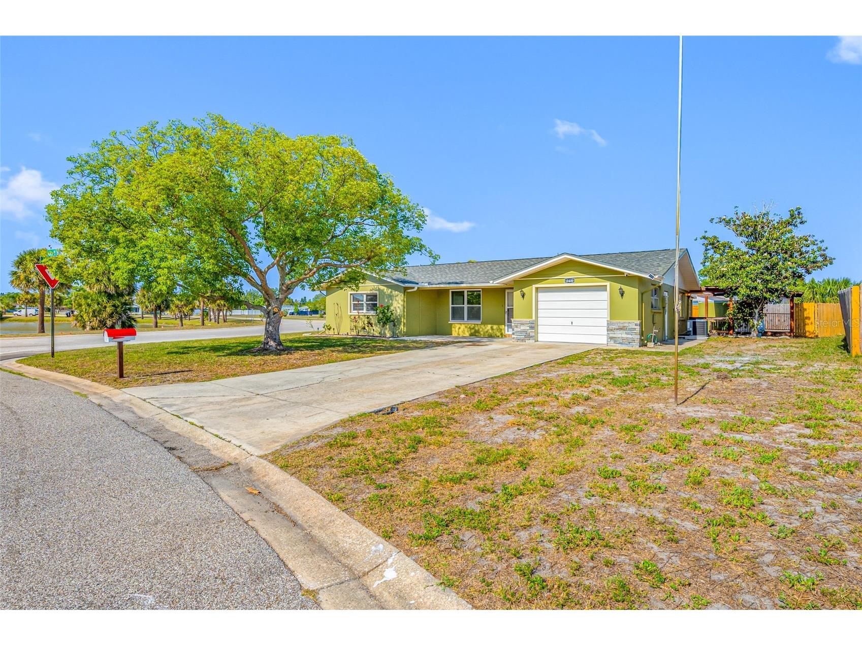 10400 Alice M Court Port Richey FL 34668 - JASMINE LAKES A4690261 image5