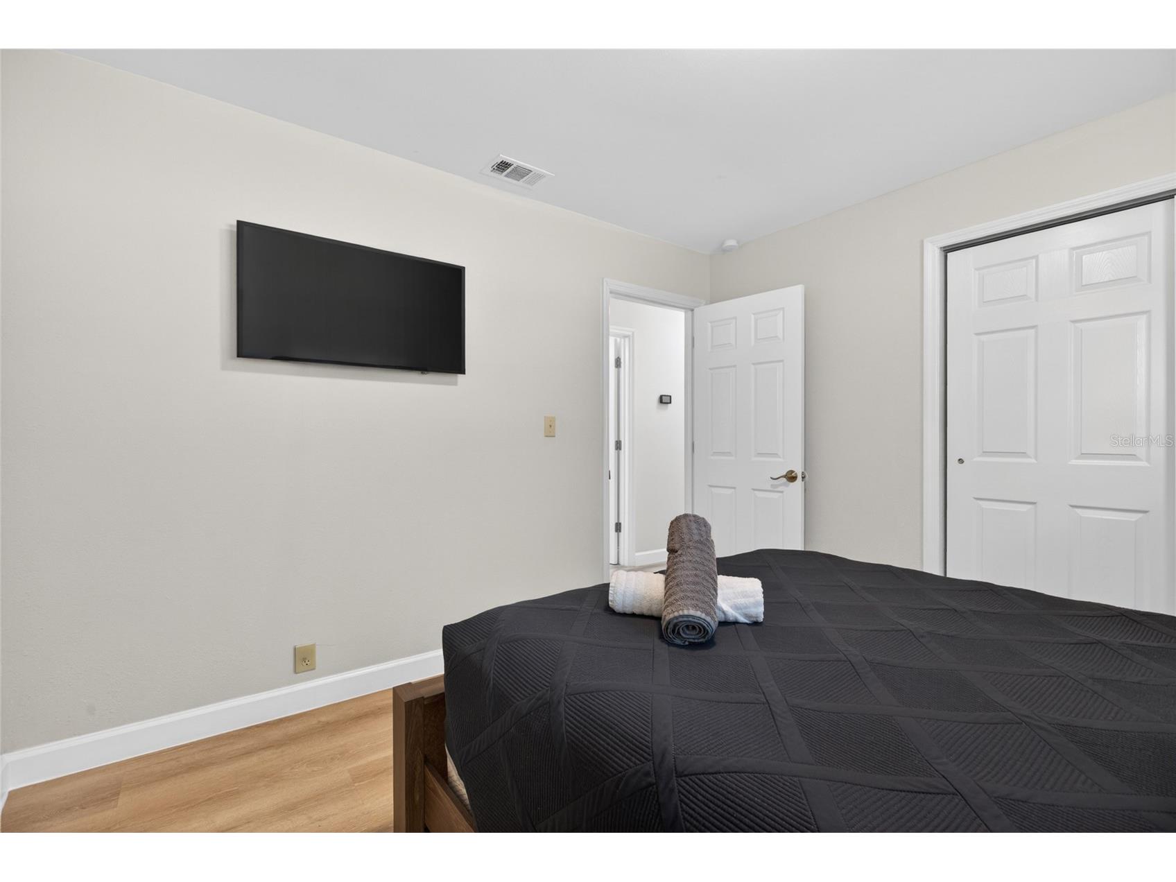 10402 N Pawnee Avenue Tampa FL 33617 TB8511255 image20