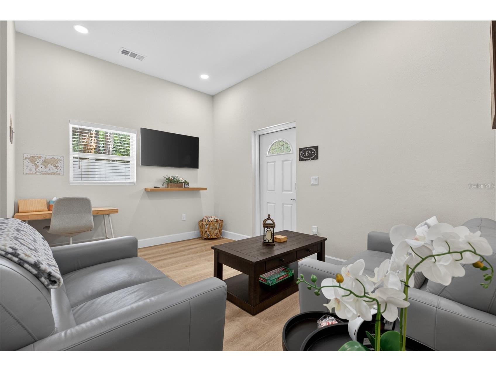 10402 N Pawnee Avenue Tampa FL 33617 TB8511255 image38