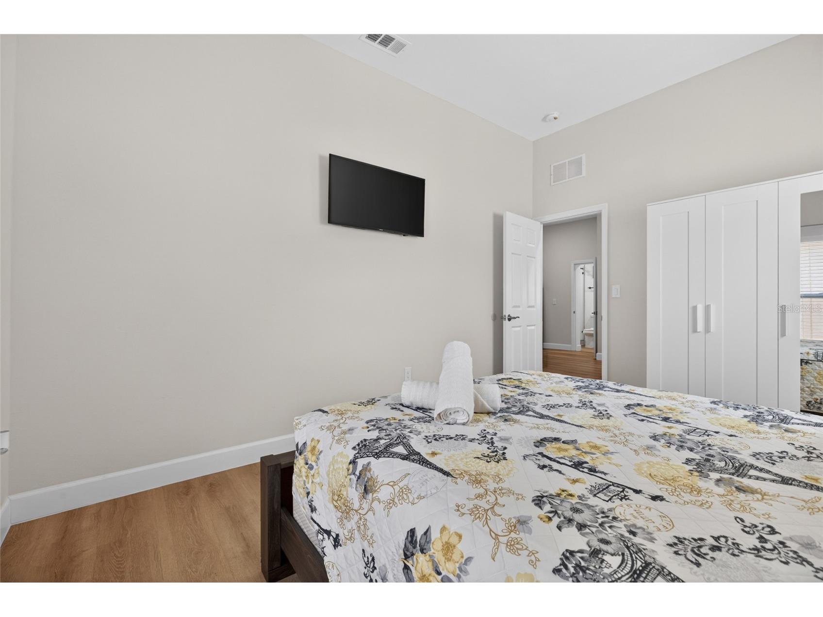 10402 N Pawnee Avenue Tampa FL 33617 TB8511255 image48
