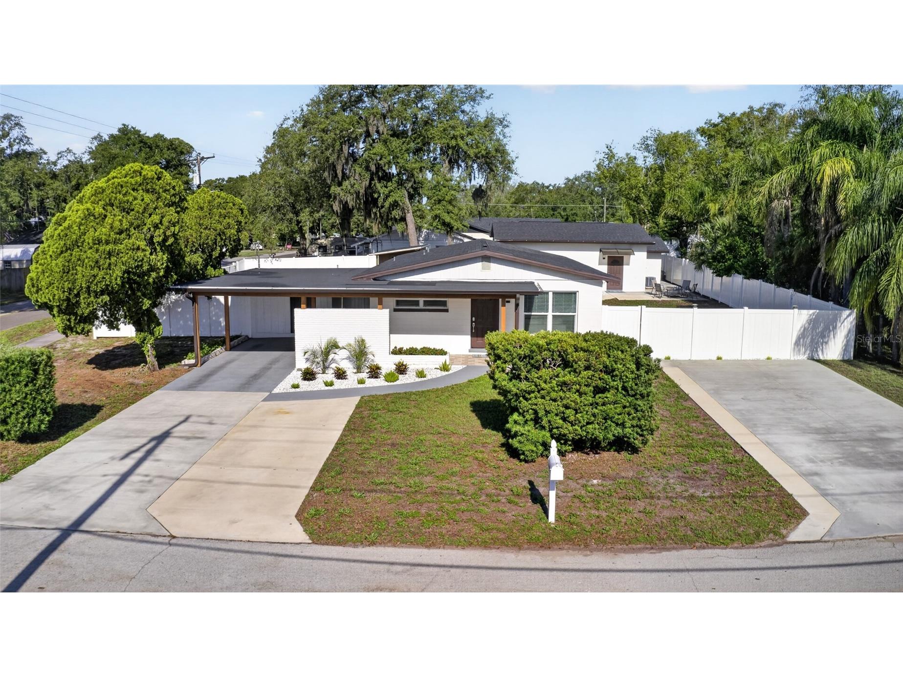 10402 N Pawnee Avenue Tampa FL 33617 TB8511255 image69