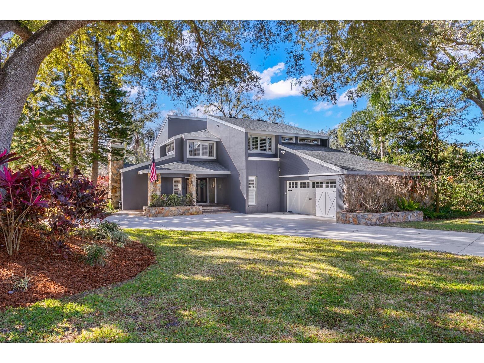 10402 Oakbrook Drive Tampa FL 33618 TB8473311 image11