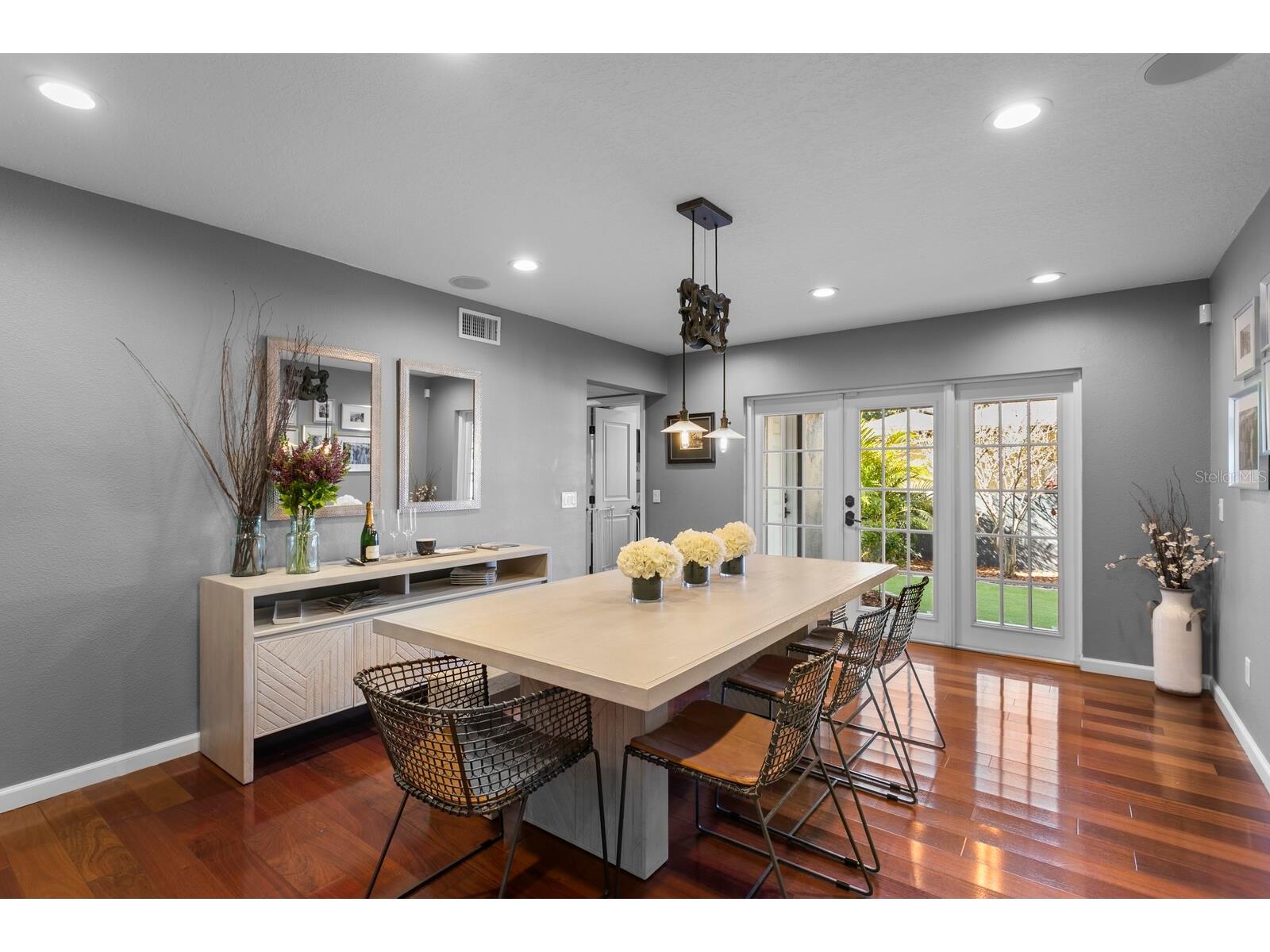 10402 Oakbrook Drive Tampa FL 33618 TB8473311 image19