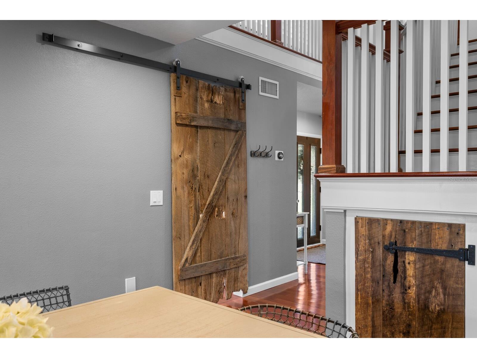 10402 Oakbrook Drive Tampa FL 33618 TB8473311 image22