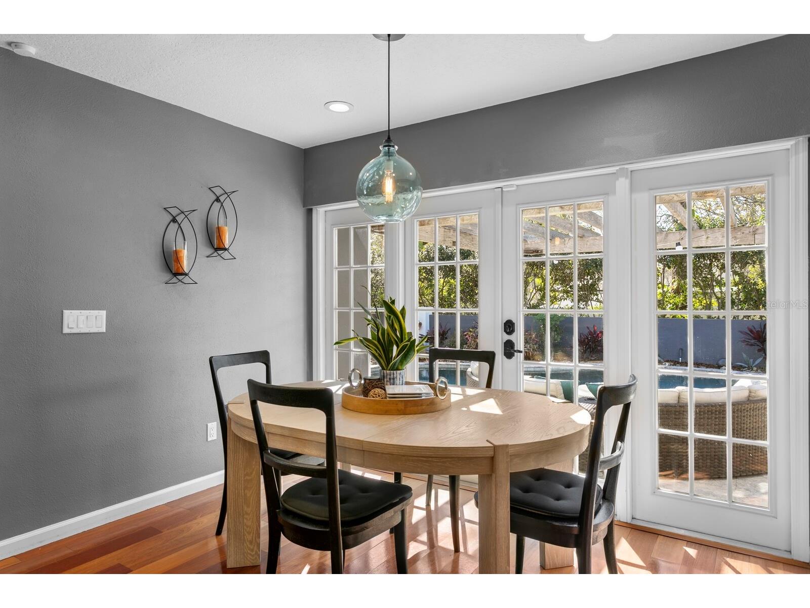 10402 Oakbrook Drive Tampa FL 33618 TB8473311 image31