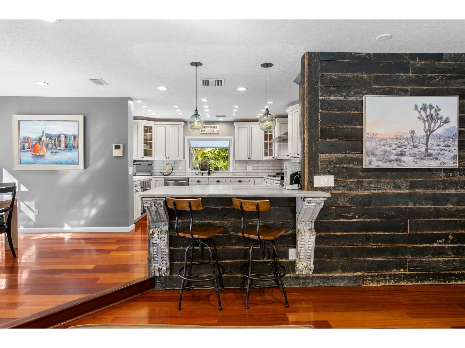 10402 Oakbrook Drive Tampa FL 33618 TB8473311 image32