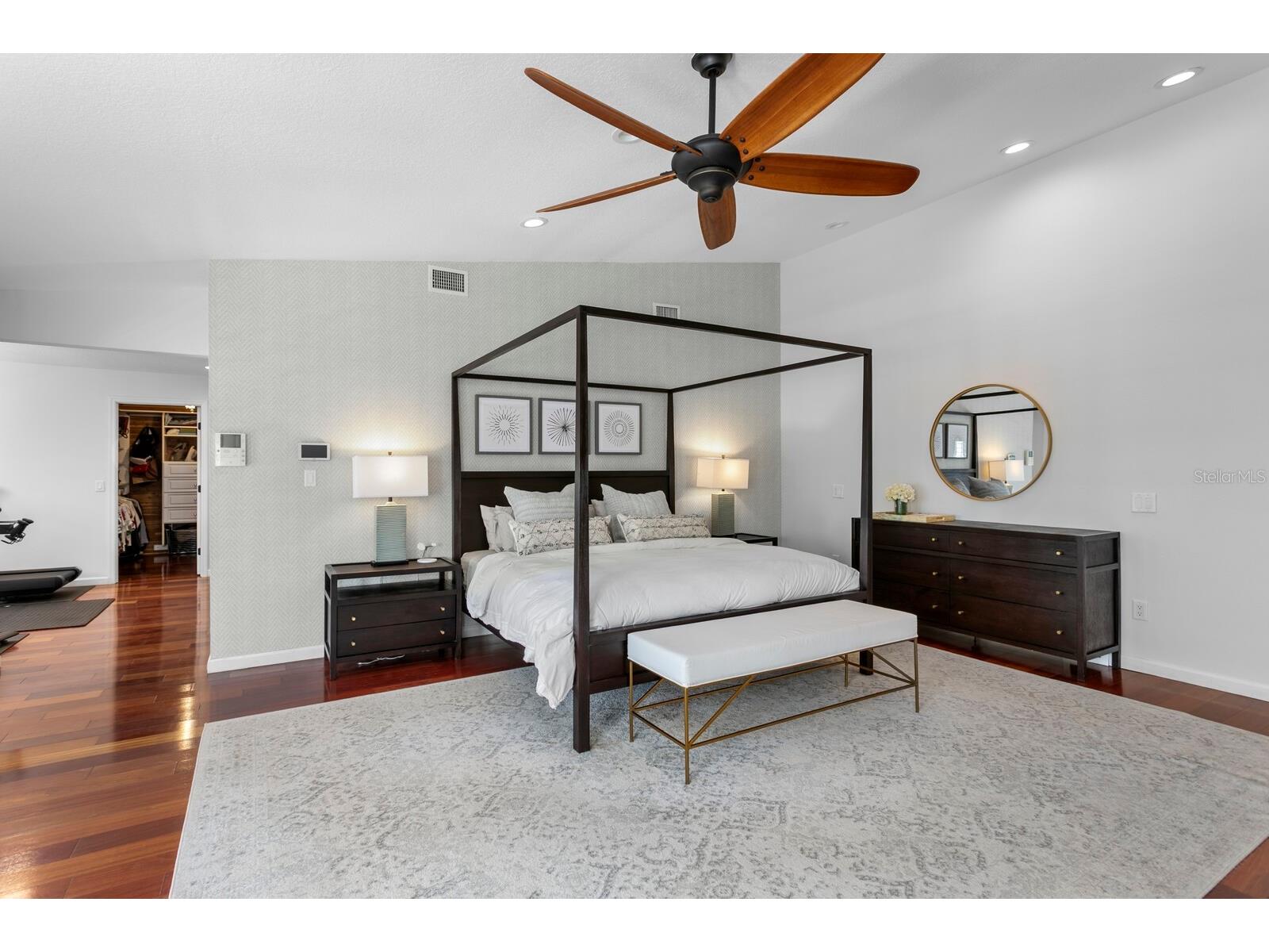 10402 Oakbrook Drive Tampa FL 33618 TB8473311 image53