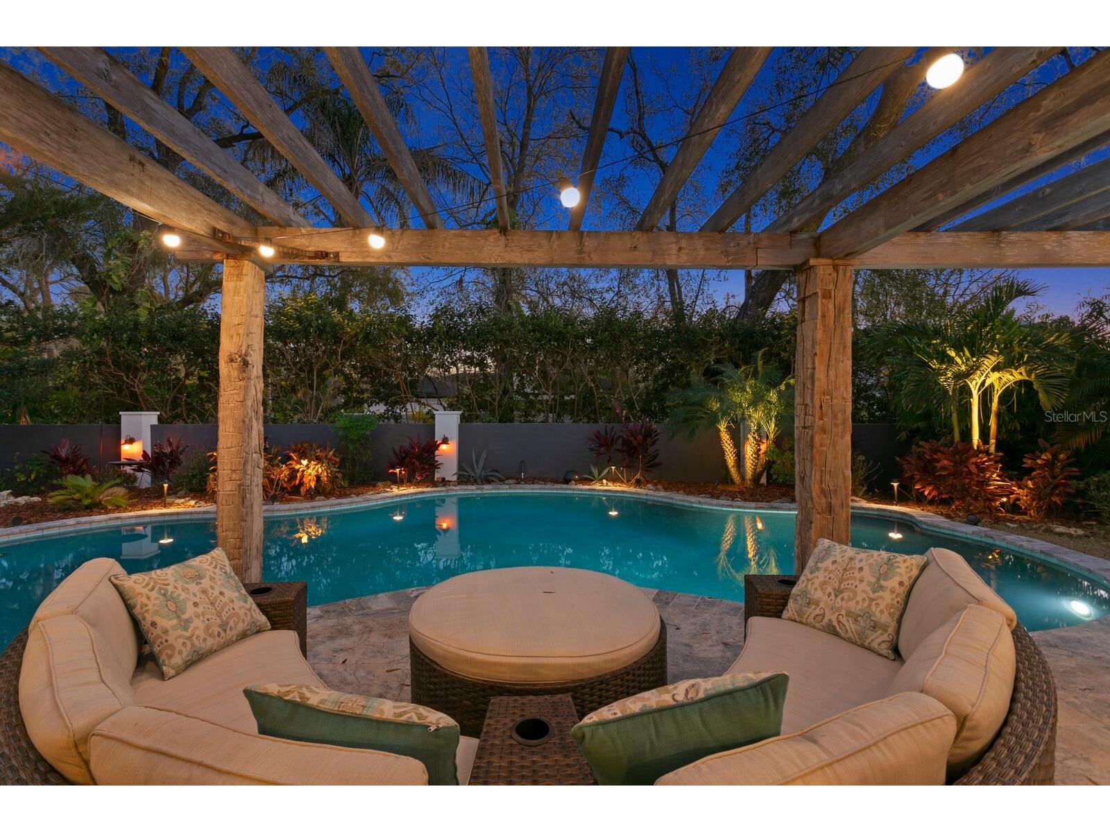 10402 Oakbrook Drive Tampa FL 33618 TB8473311 image93