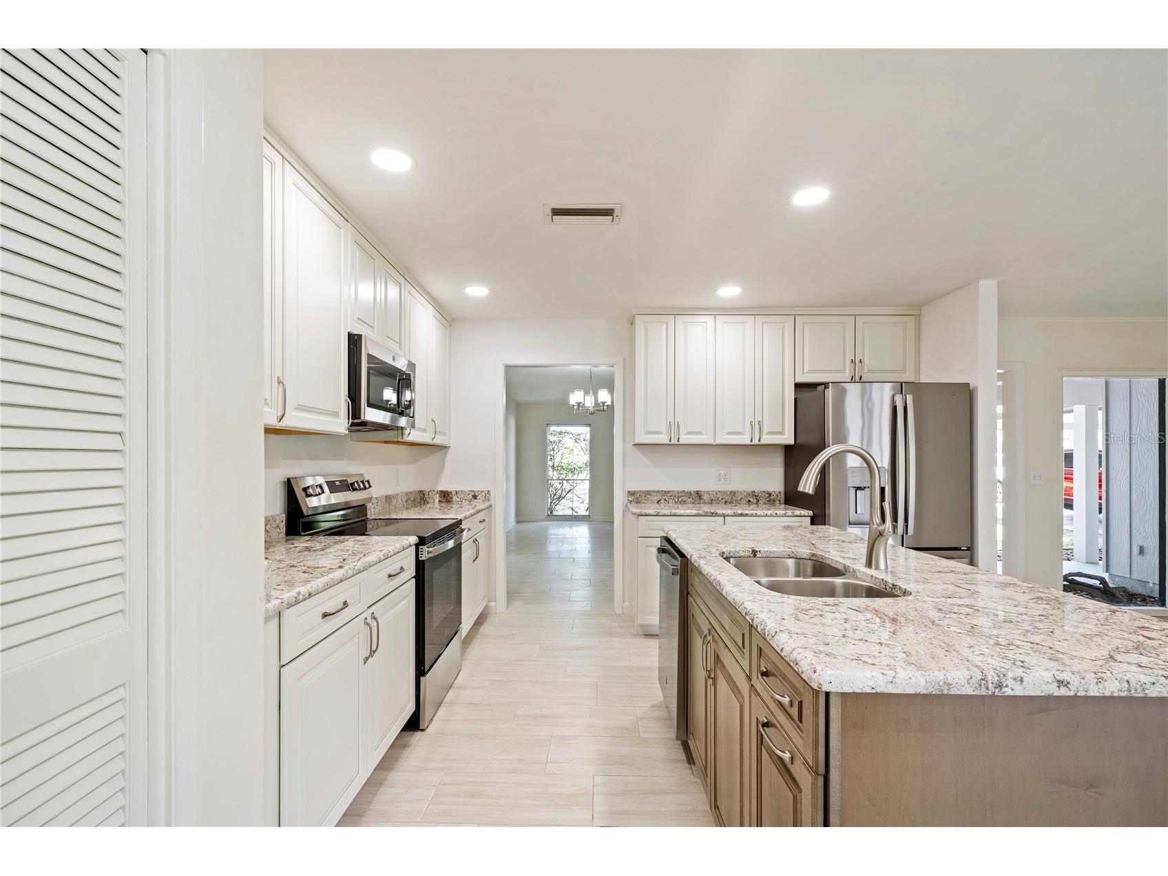 10403 Lake Carroll Way Tampa FL 33618 O6399632 image11