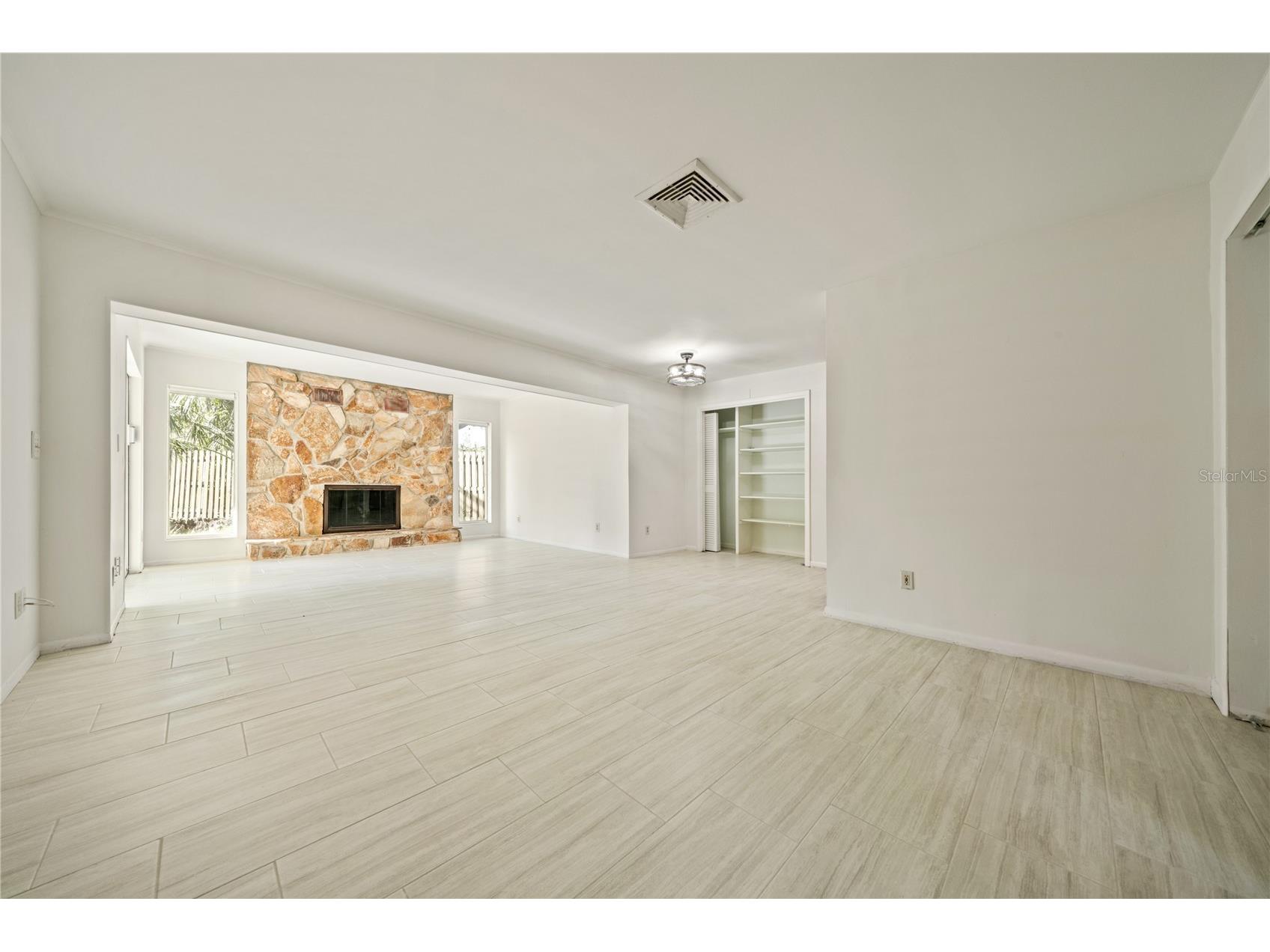 10403 Lake Carroll Way Tampa FL 33618 O6399632 image13