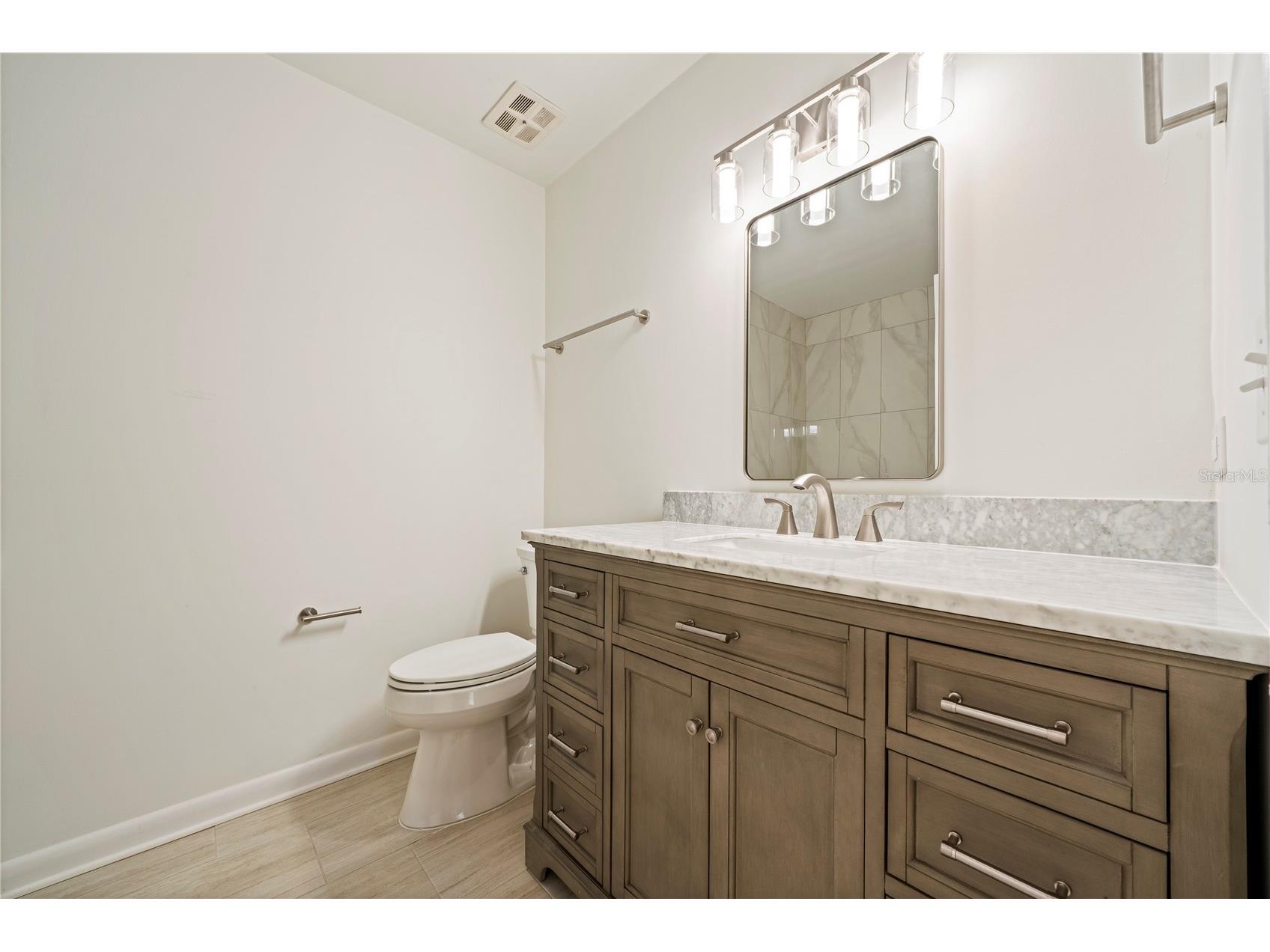 10403 Lake Carroll Way Tampa FL 33618 O6399632 image28