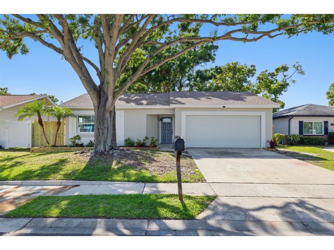 10404 Oakhaven Drive Pinellas Park FL 33782 TB8376404 image1