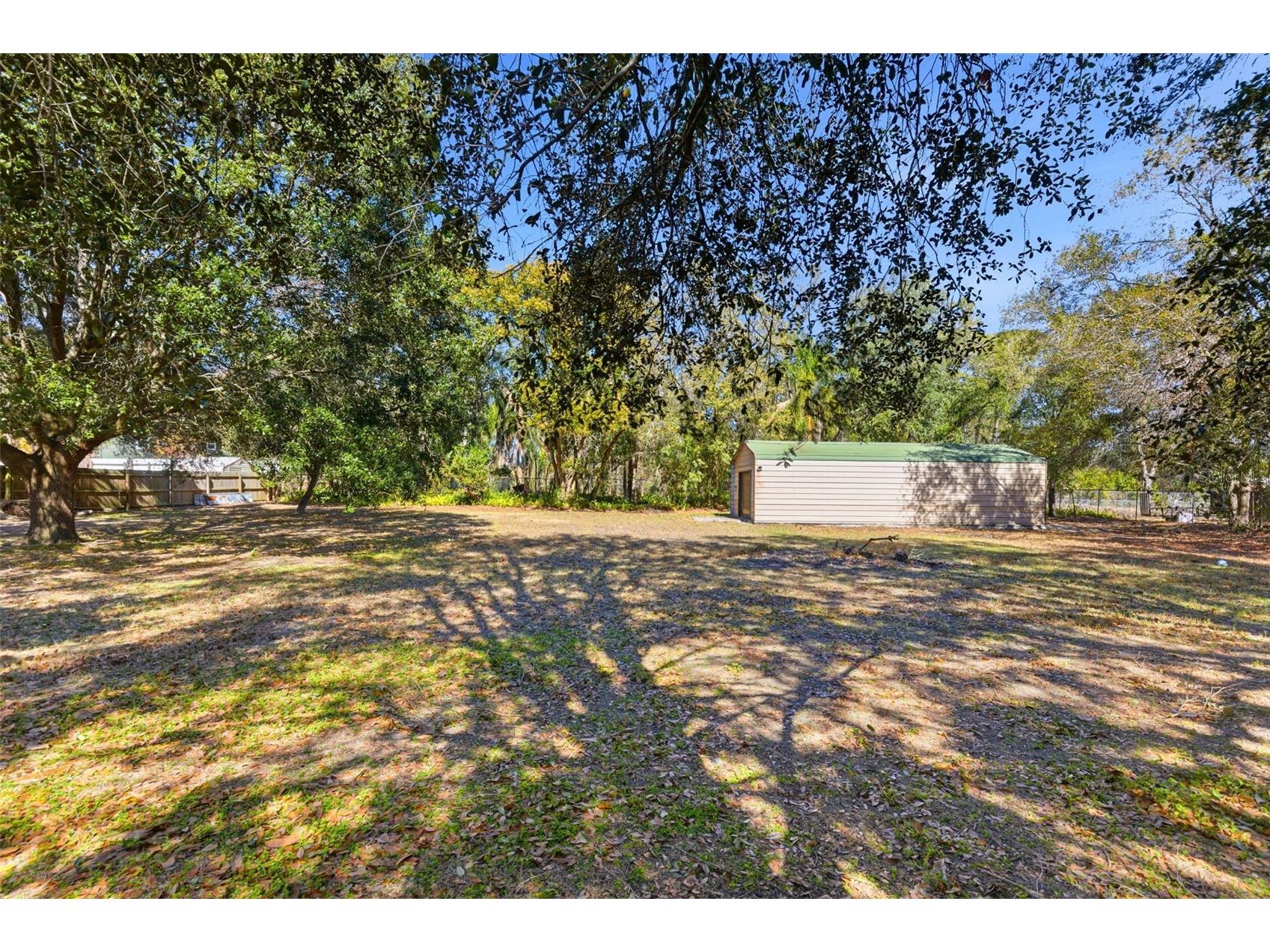 10405 N Woodmere Road Tampa FL 33617 TB8475468 image39