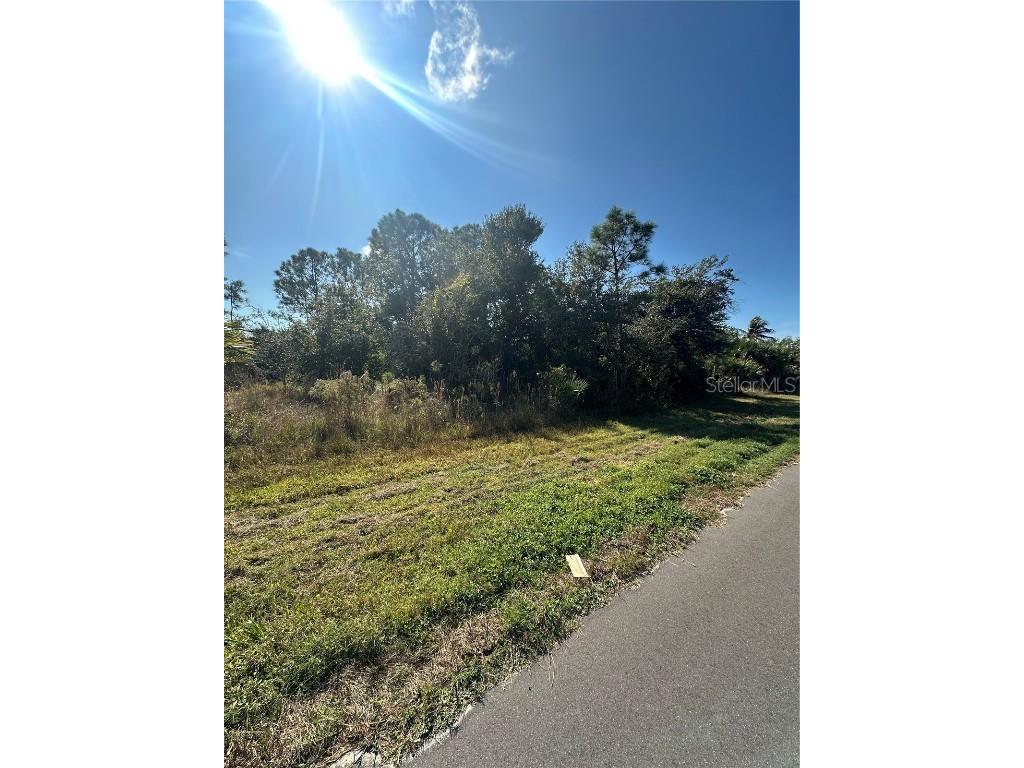 10405 Rockford Avenue Englewood FL 34224 D6145064 image3