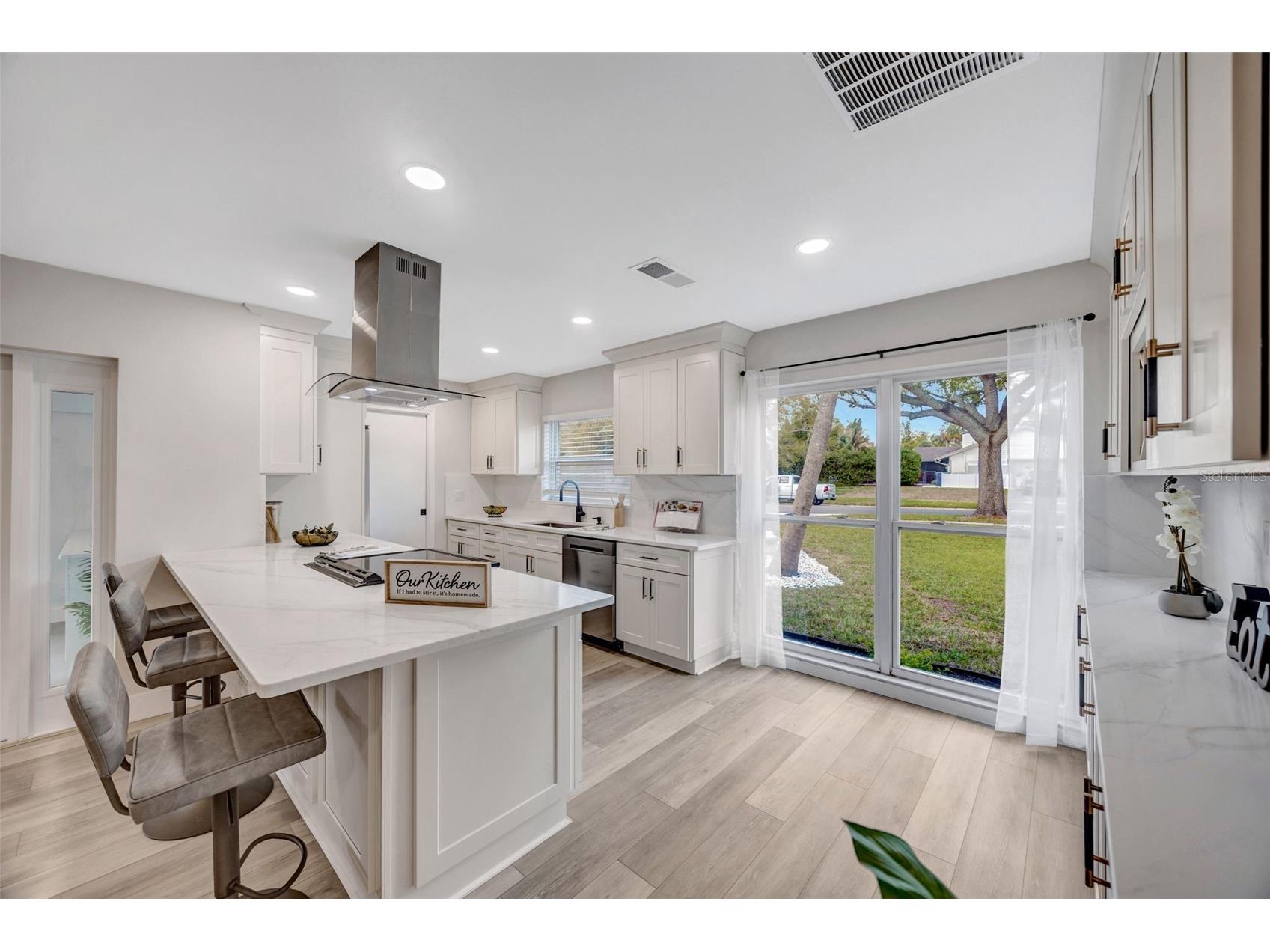 10408 Butia Place Tampa FL 33618 - LAKE CARROLL TB8480260 image11