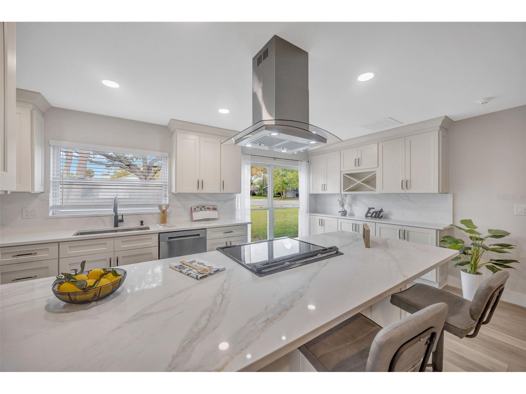 10408 Butia Place Tampa FL 33618 - LAKE CARROLL TB8480260 image7