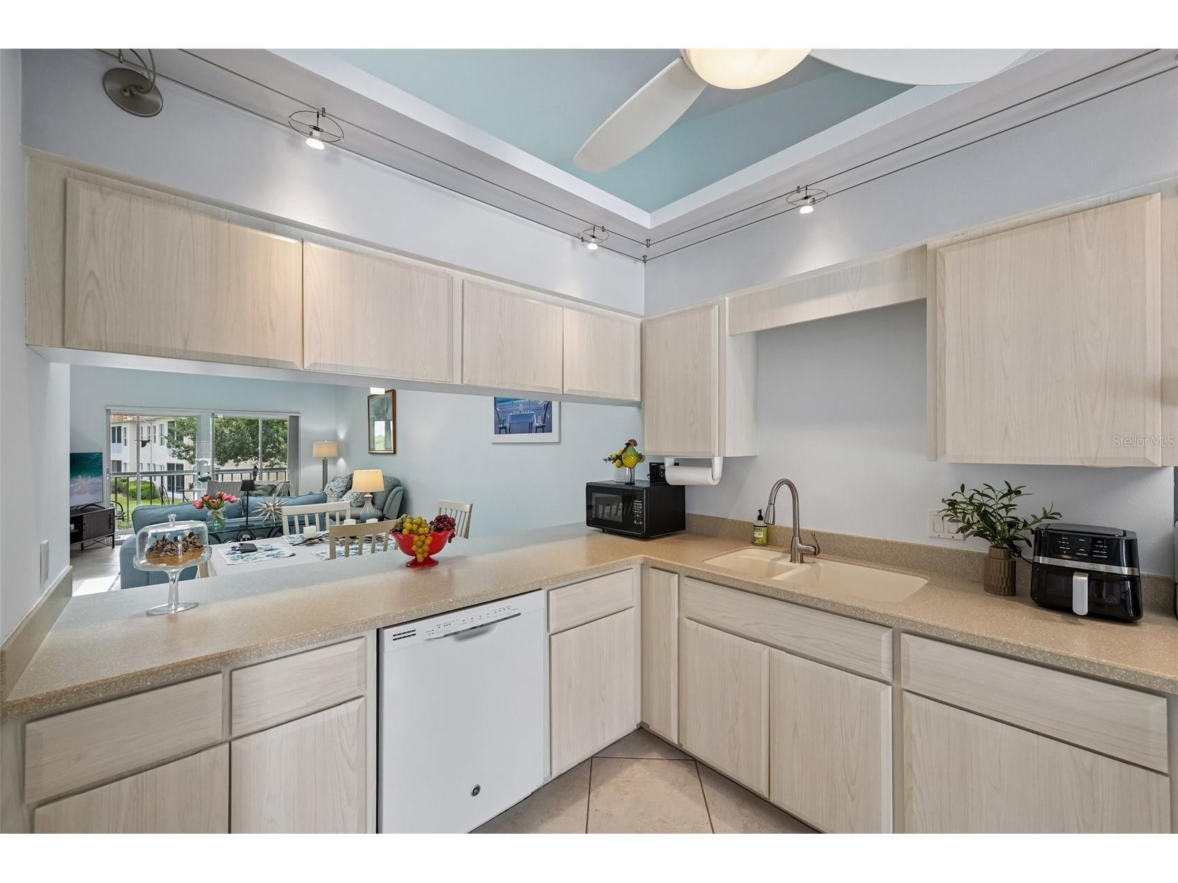1041 Capri Isles Boulevard #209 Venice FL 34292 A4696593 image11