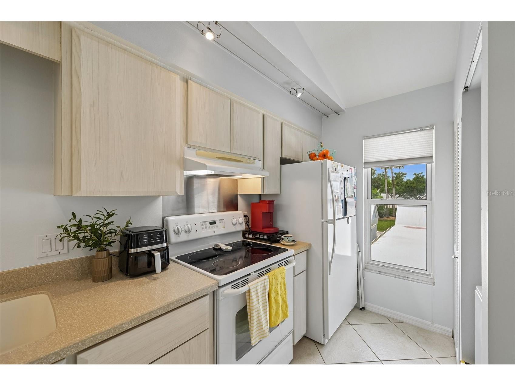 1041 Capri Isles Boulevard #209 Venice FL 34292 A4696593 image13