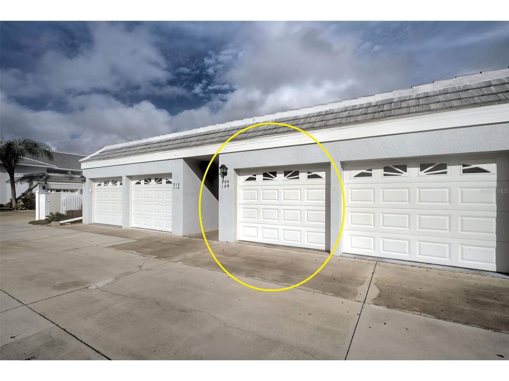 1041 Capri Isles Boulevard #209 Venice FL 34292 N6134427 image1