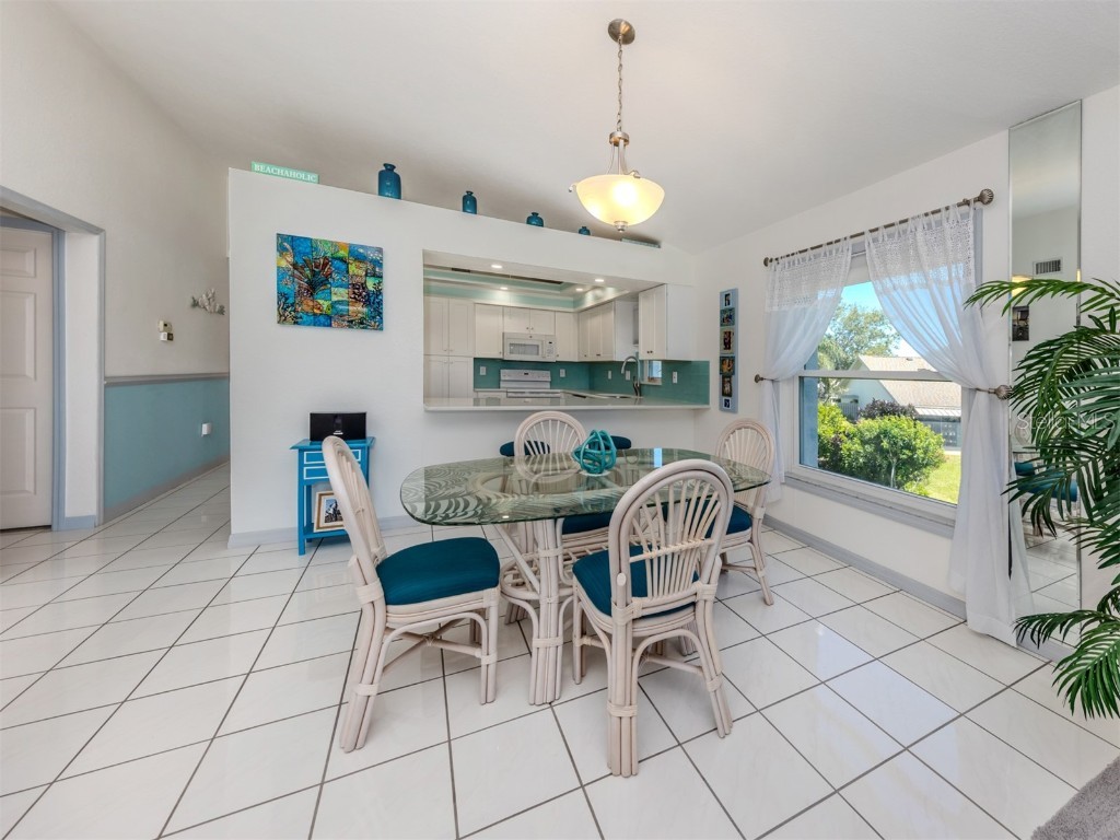 1041 Capri Isles Boulevard #224 Venice FL 34292 N6137965 image9