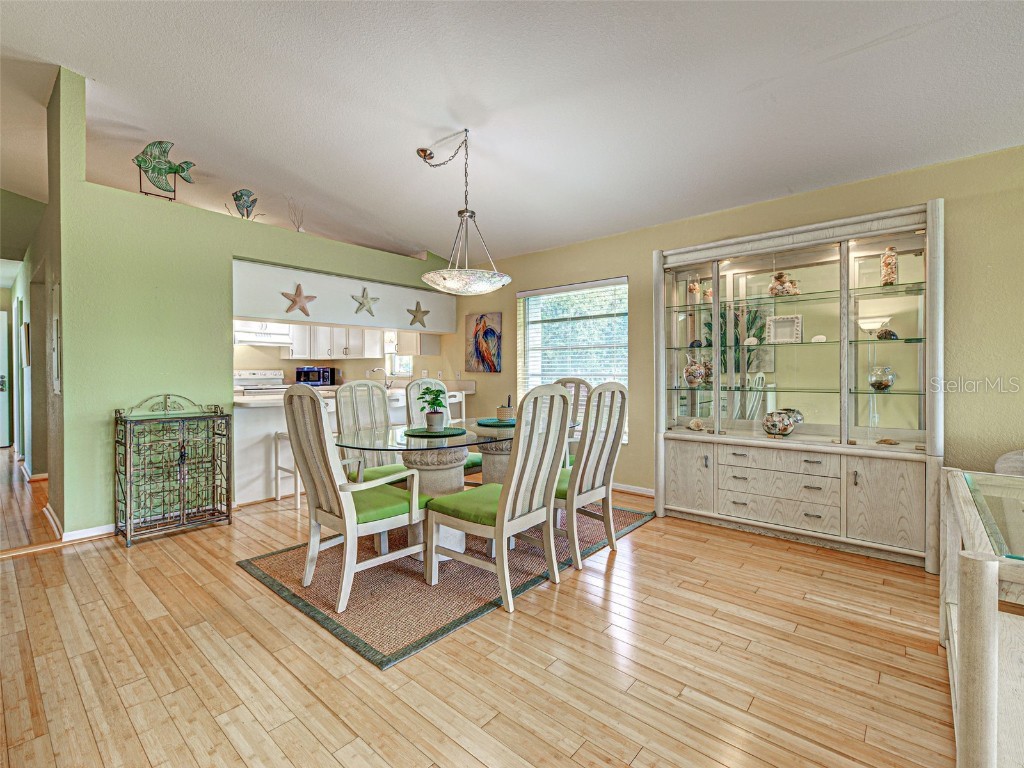 1041 Capri Isles Boulevard #232 Venice FL 34292 A4667210 image10