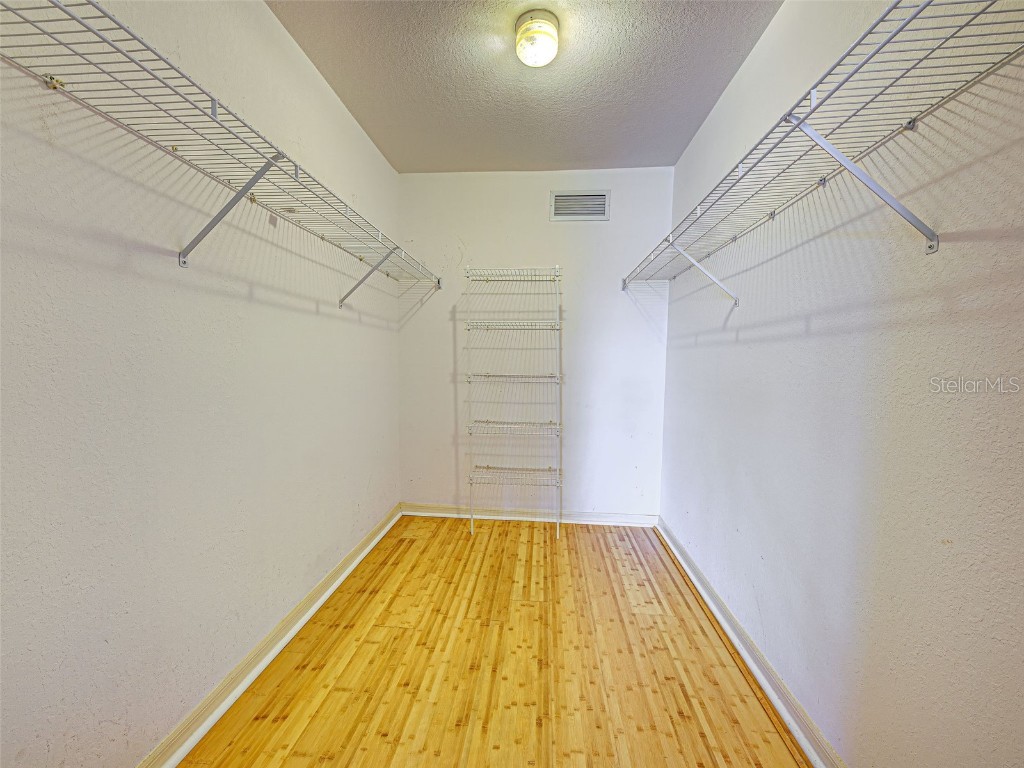 1041 Capri Isles Boulevard #232 Venice FL 34292 A4667210 image17