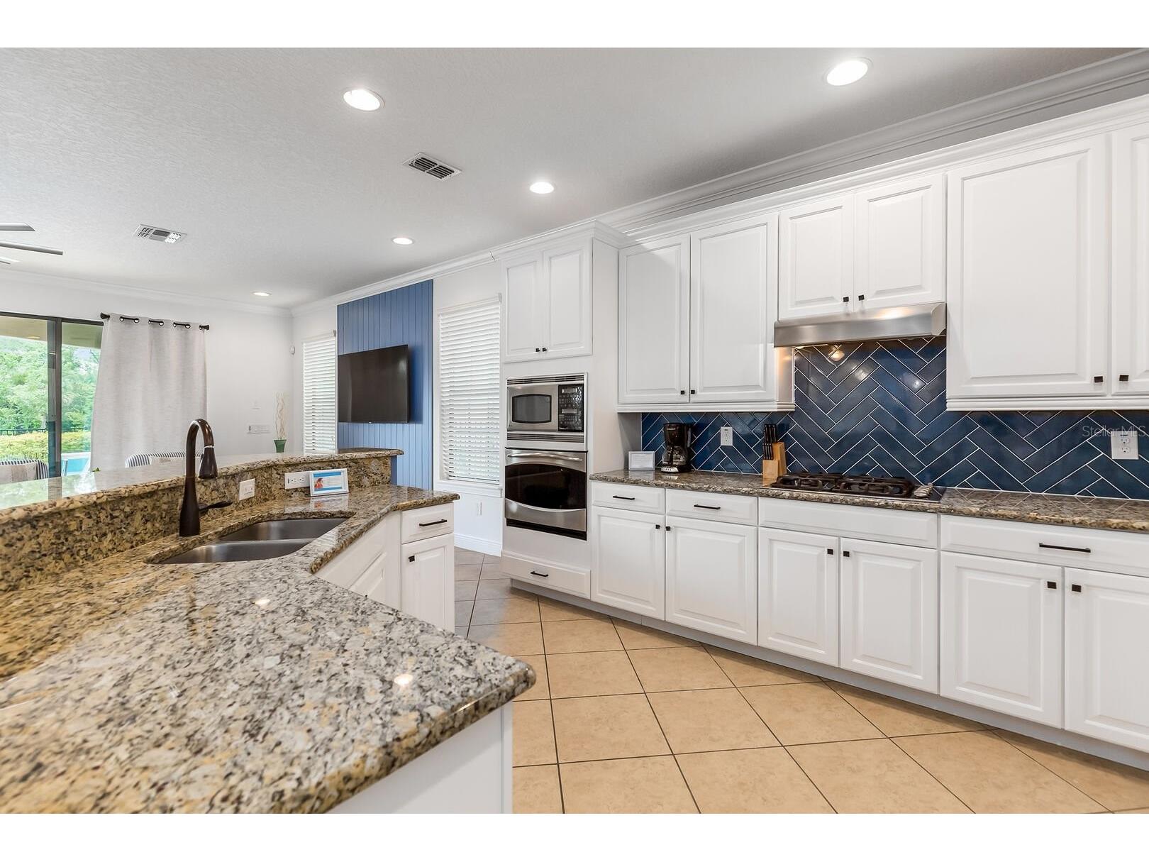 1041 Castle Pines Court Reunion FL 34747 O6374778 image7