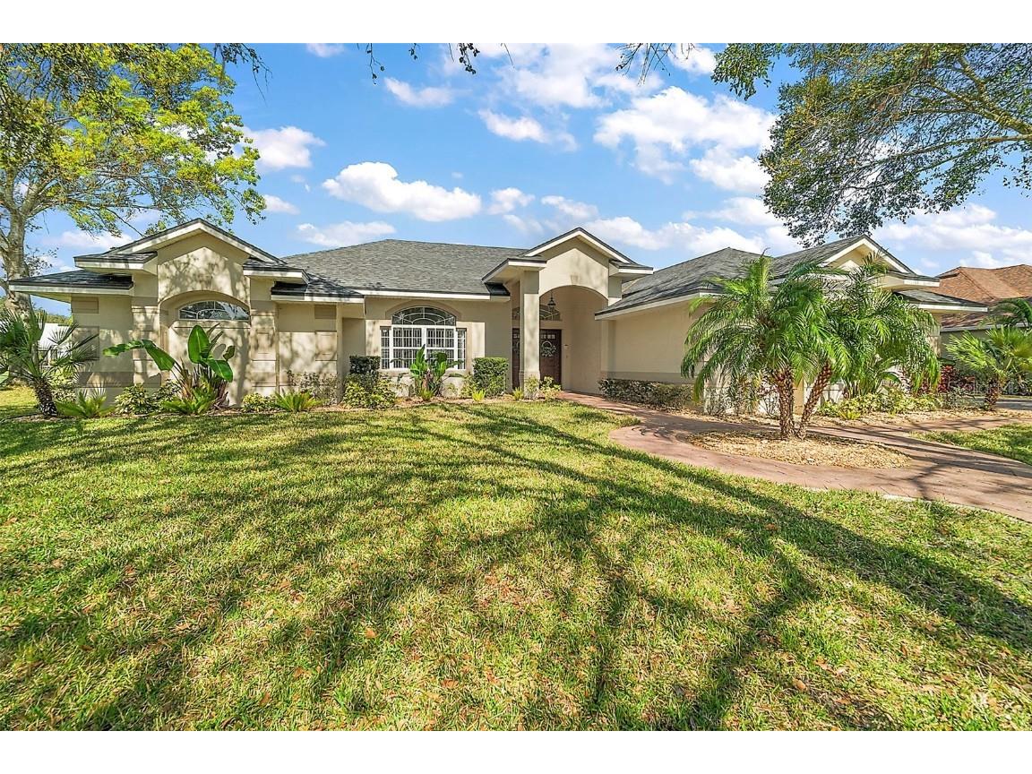 1041 Juliette Boulevard Mount Dora FL 32757 - LOCH LEVEN G5093025 image1