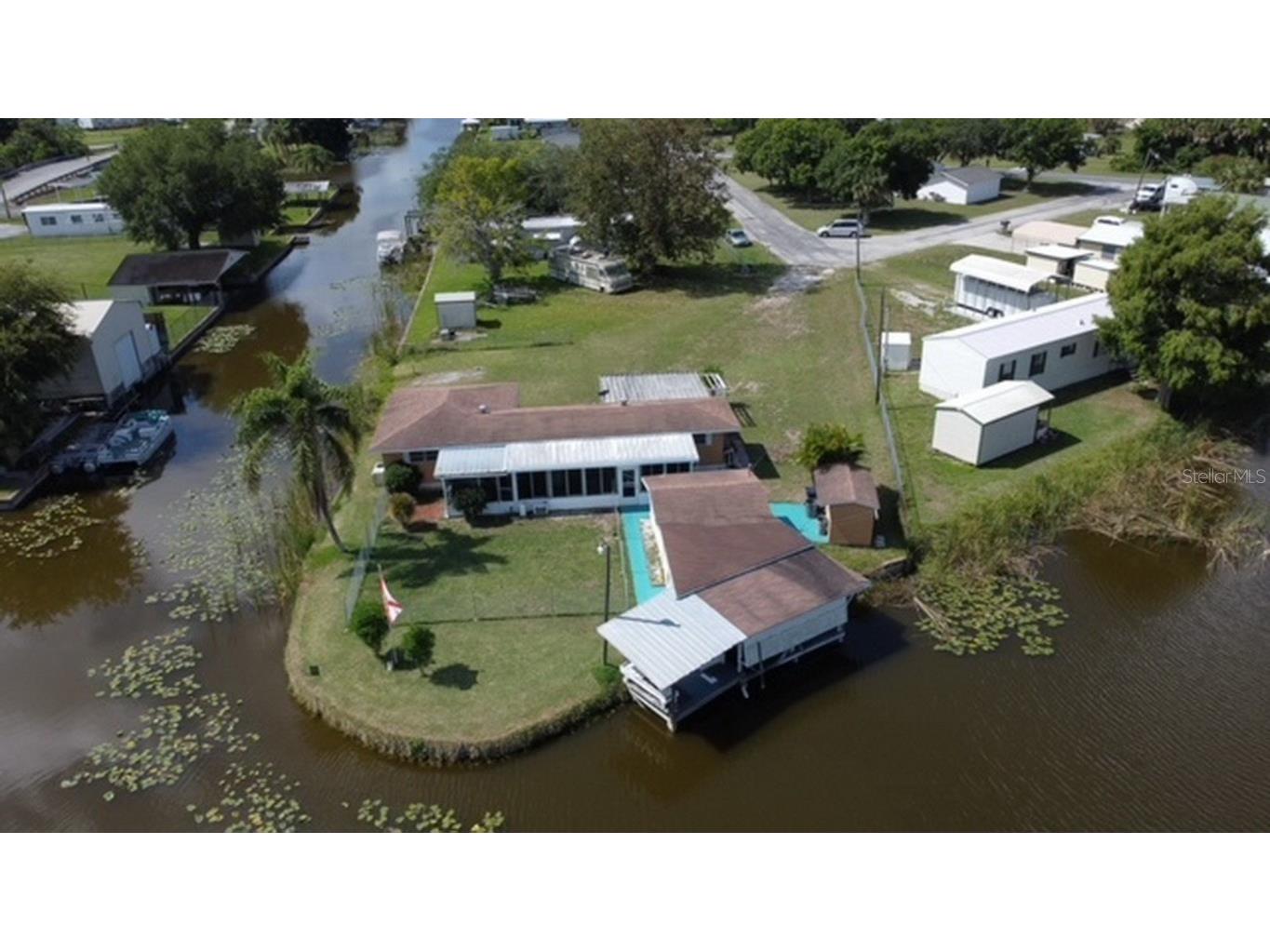 1041 Lake Circle #BHR Okeechobee FL 34974 - LAKE OKEECHOBEE OK220889 image1