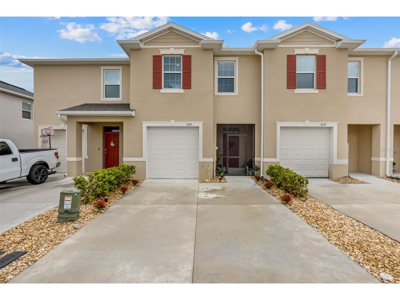 1041 Lido Drive Howey In The Hills FL 34737 G5109329 image1