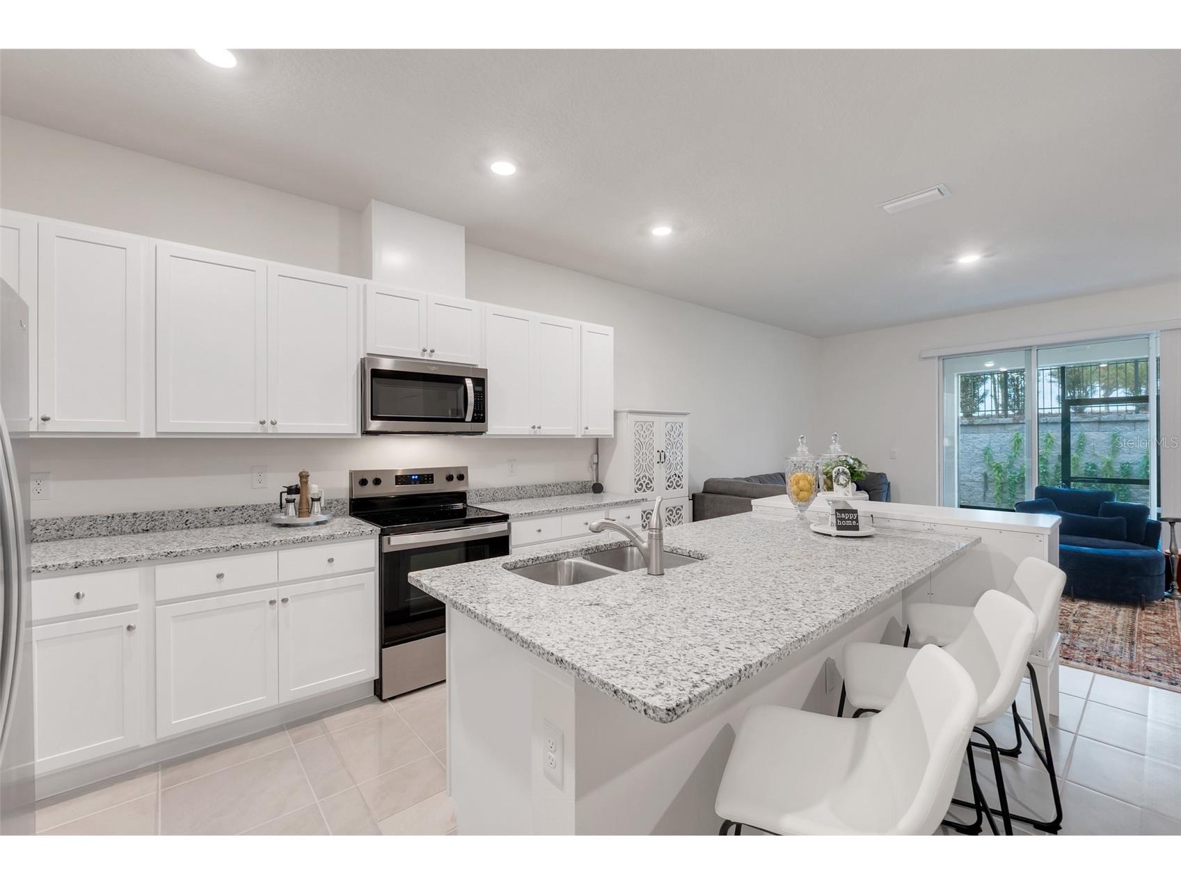 1041 Lido Drive Howey In The Hills FL 34737 G5109329 image11