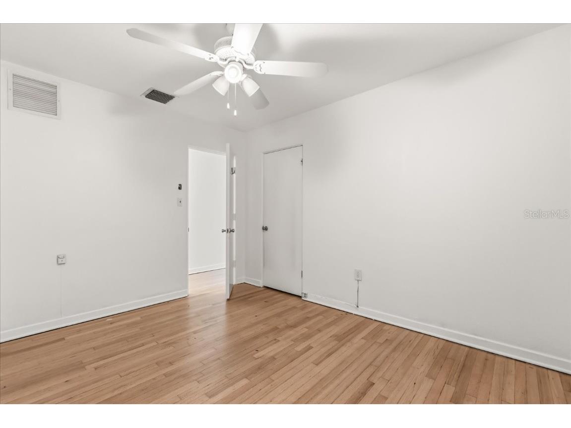 1041 N Thornton Avenue Orlando FL 32803 O6366360 image17