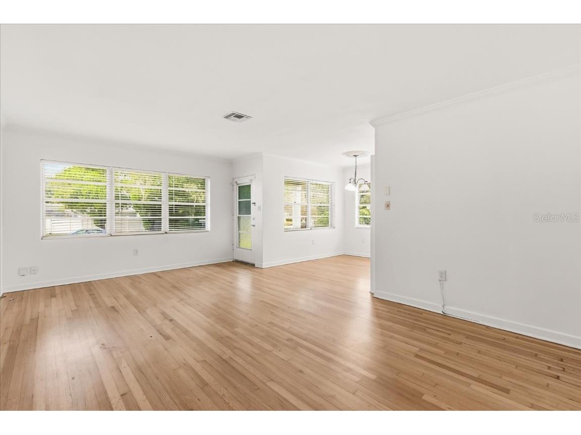 1041 N Thornton Avenue Orlando FL 32803 O6366360 image2