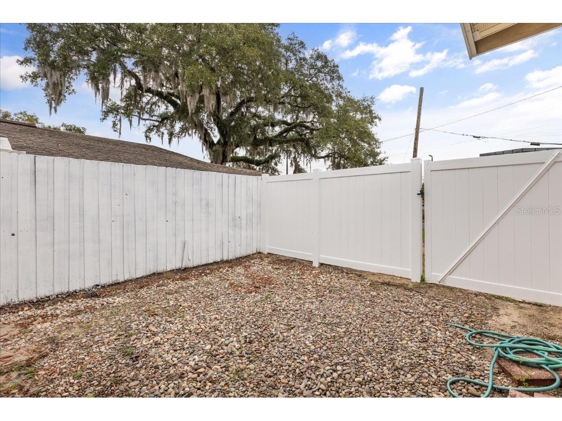 1041 N Thornton Avenue Orlando FL 32803 O6366360 image22