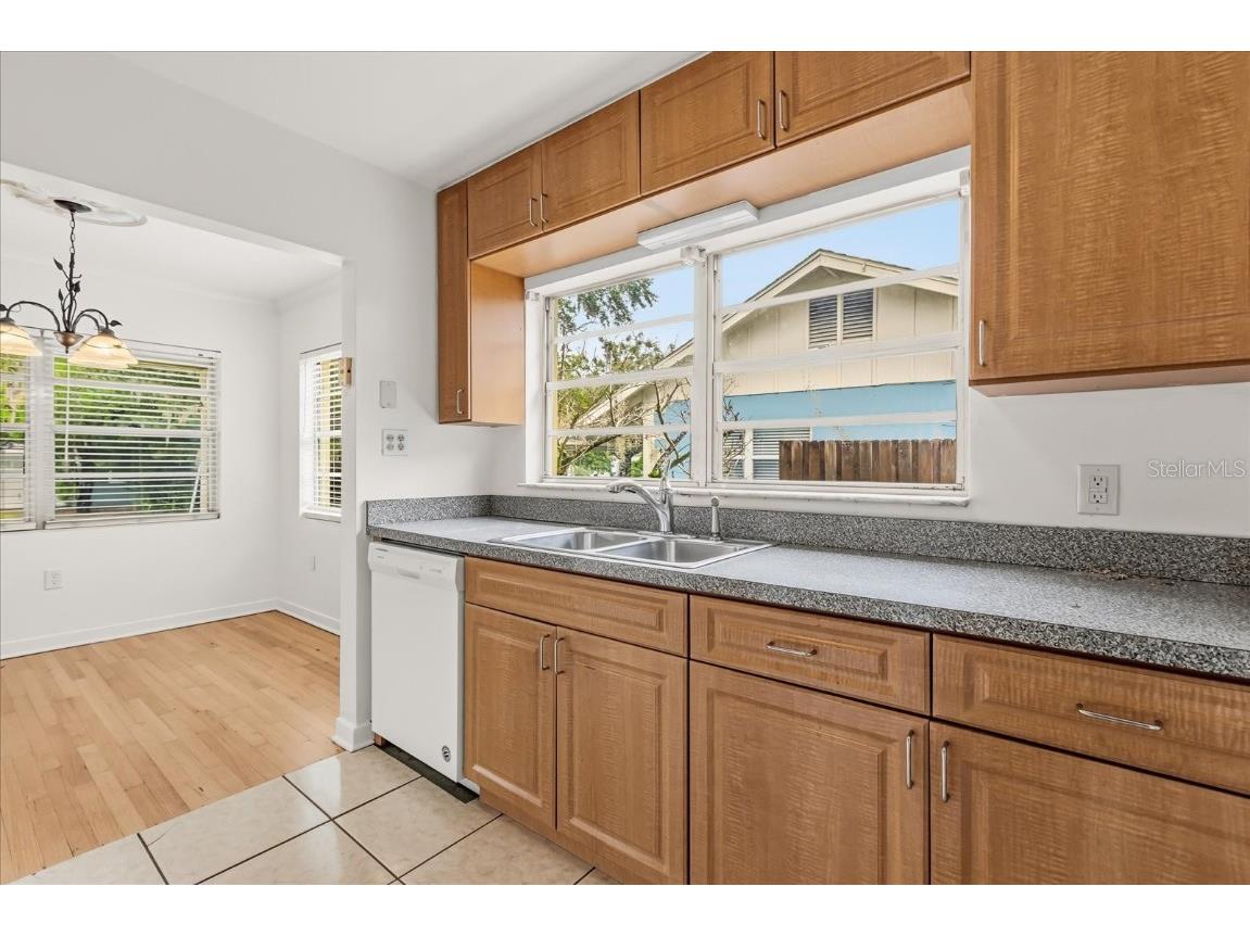 1041 N Thornton Avenue Orlando FL 32803 O6366360 image9