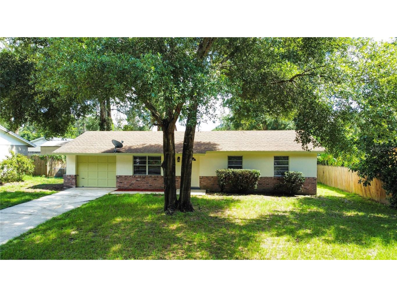 1041 North Avenue Deland FL 32720 V4944292 image1