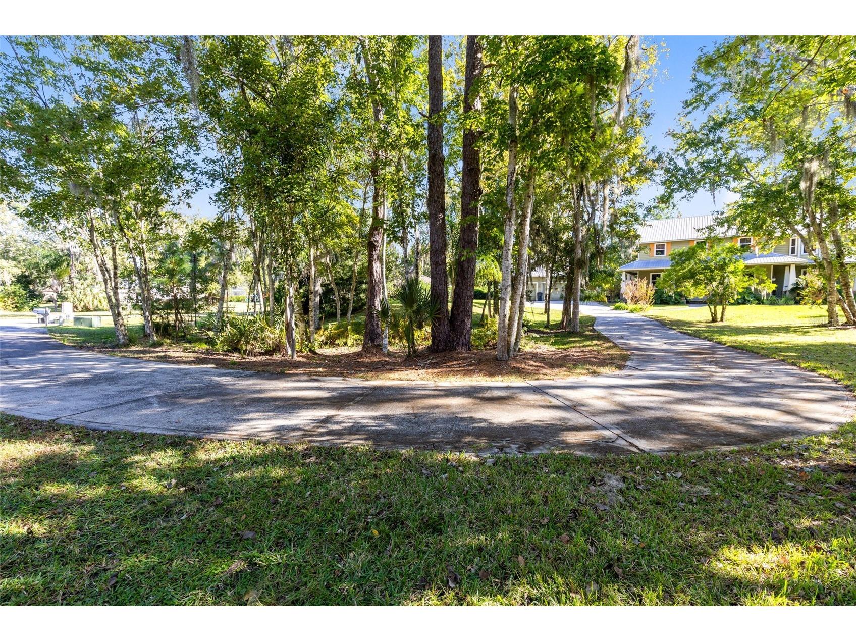 1041 S Belfast Place Chuluota FL 32766 - LAKE PICKETT O6359859 image4
