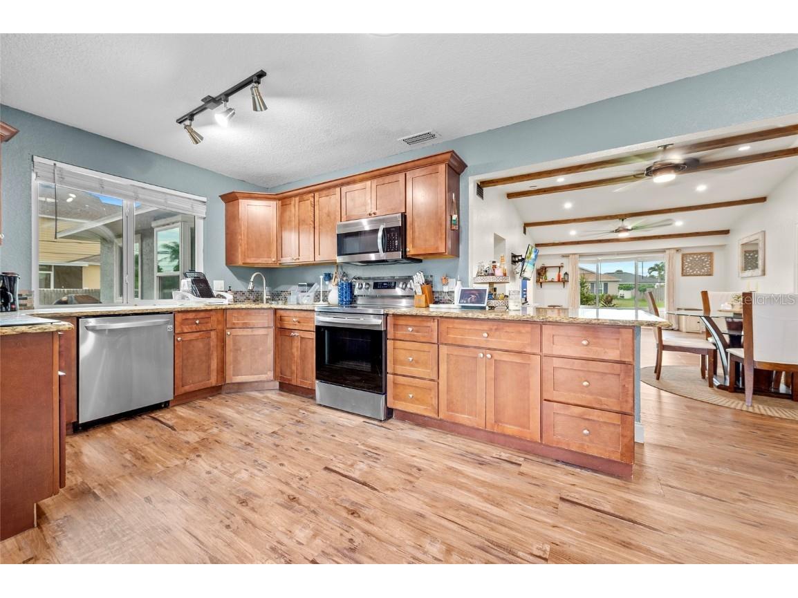 1041 SW General Patton Terrace Port Saint Lucie FL 34953 TB8421845 image12