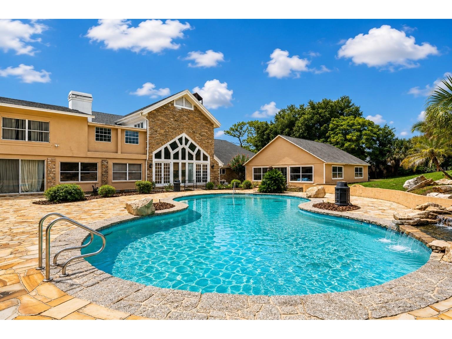 1041 Sweetwater Club Boulevard Longwood FL 32779 O6425075 image4