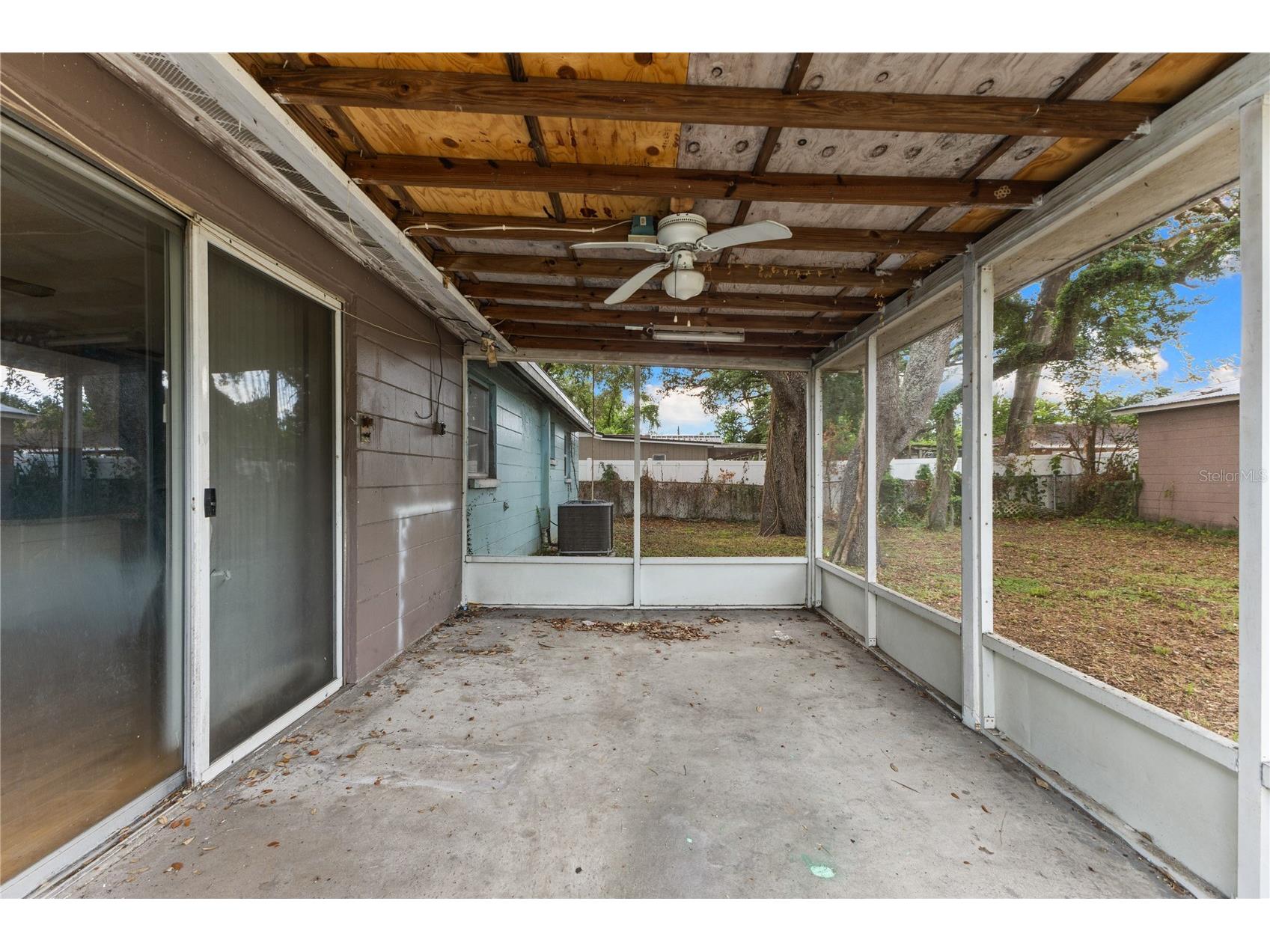 10410 N Central Avenue Tampa FL 33612 TB8525054 image12